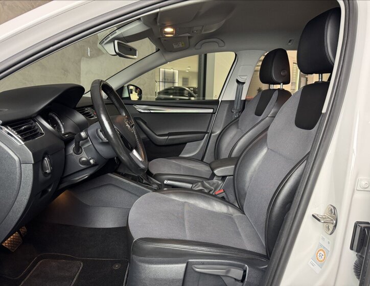 Škoda Octavia Kombi 2,0 l 110 kw