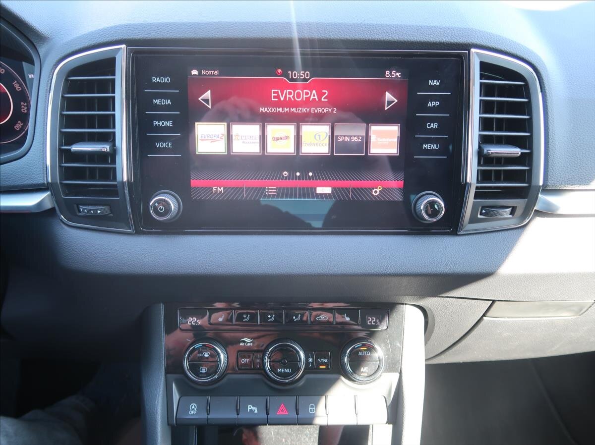 Škoda Karoq SUV / Terénní 1,6 l 85 kw
