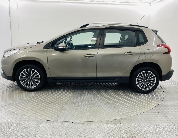 Peugeot 2008 Hatchback 1,2 l 60 kw