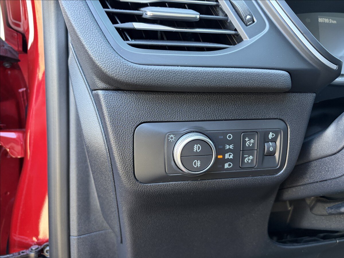 Ford Kuga Kombi 2,0 l 140 kw