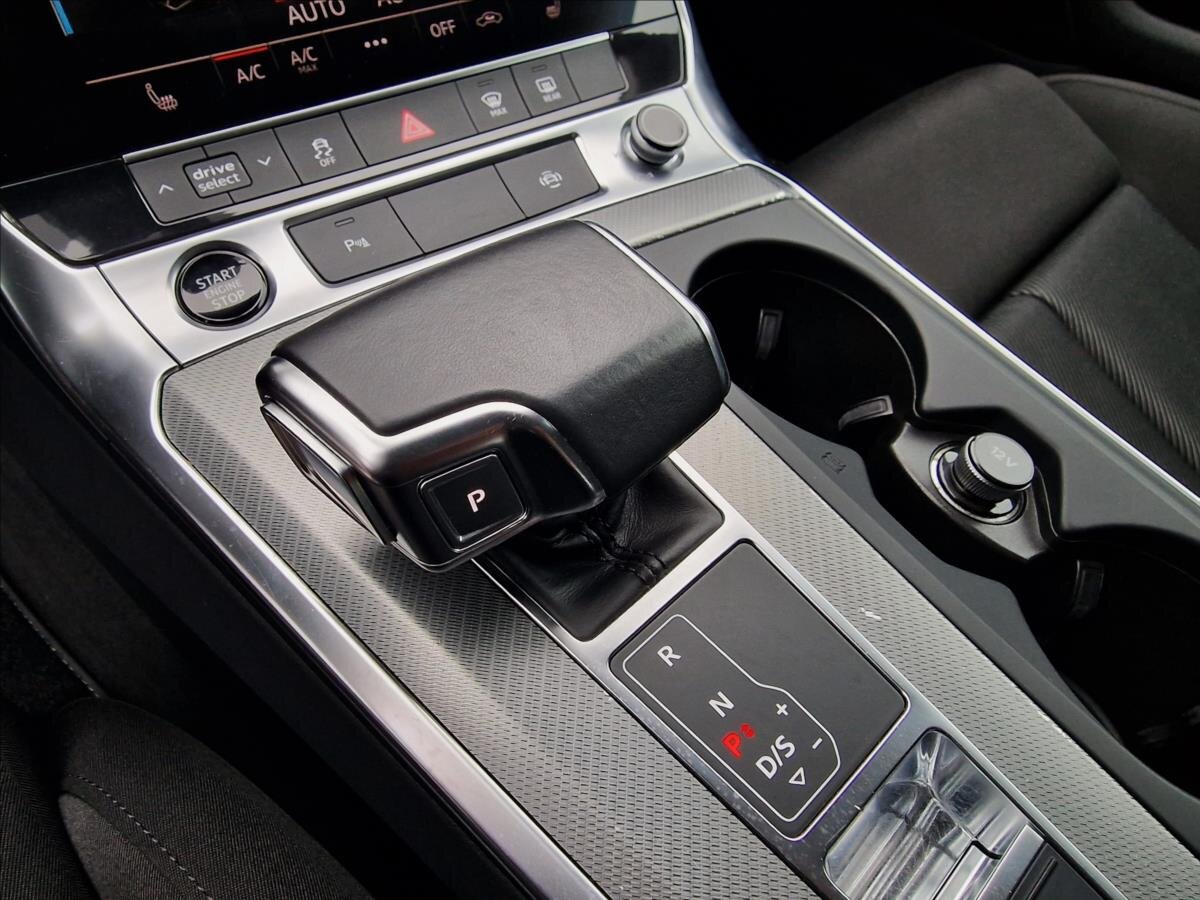 Audi A6 Kombi 2,0 l 220 kw