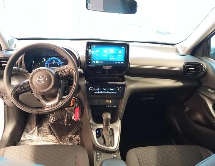 Toyota Yaris Cross 6
