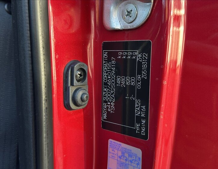 Suzuki Swift Hatchback 1,6 l 100 kw