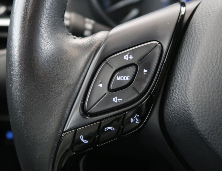 Toyota C-HR Hatchback 1,8 l 72 kw