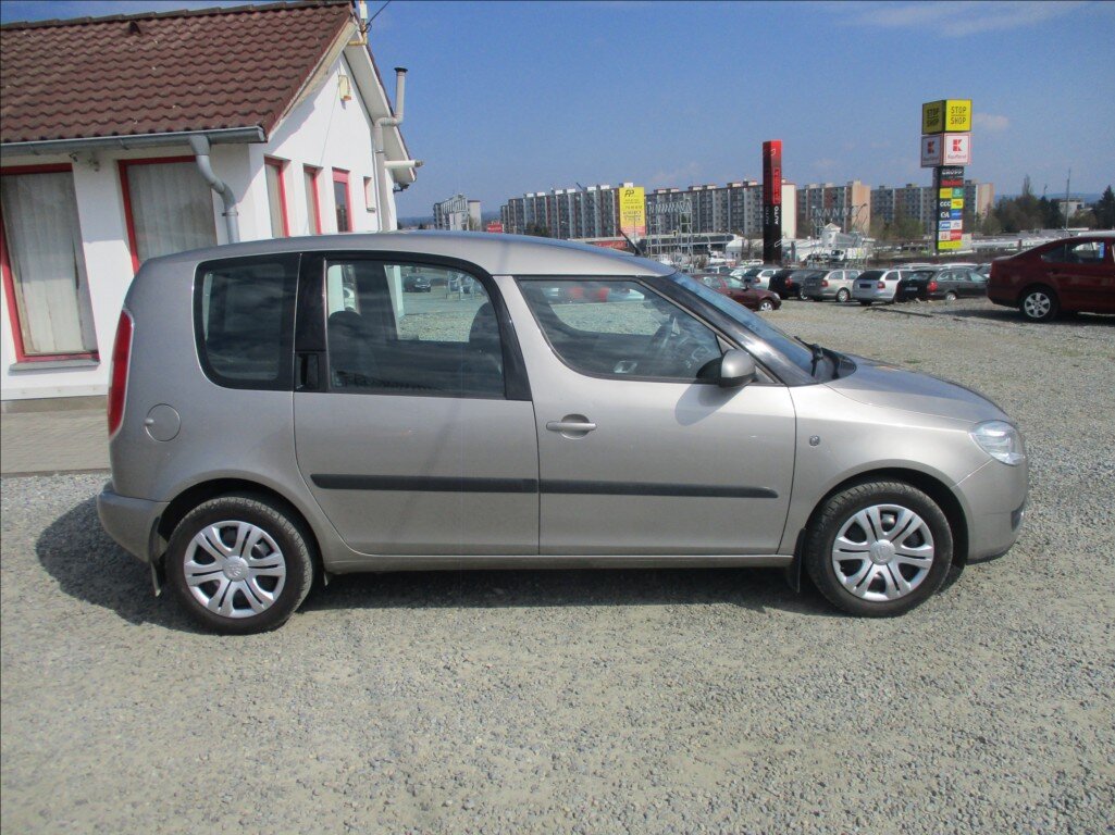 Škoda Roomster Kombi 1,2 l 51 kw