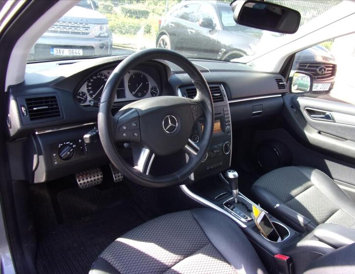 Mercedes-Benz Třídy B 15