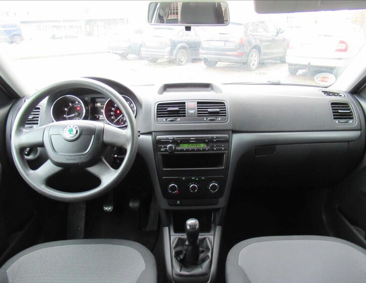Škoda Yeti SUV / Terénní 1,2 l 77 kw