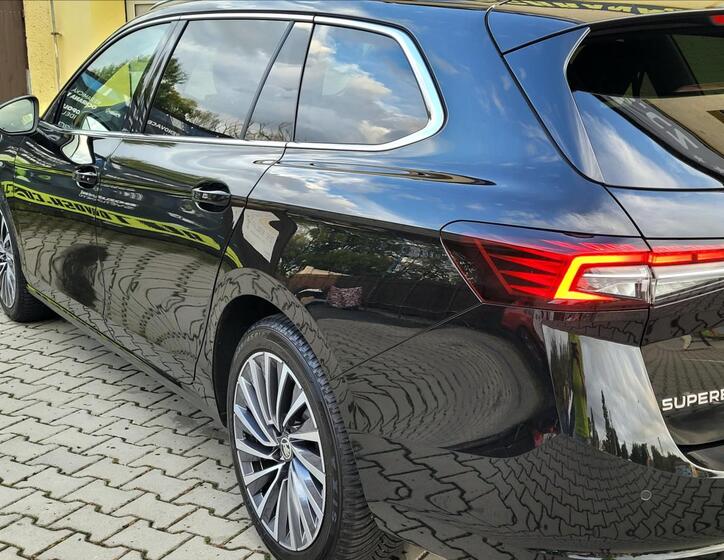 Škoda Superb 46