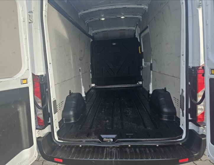 Ford Transit 4