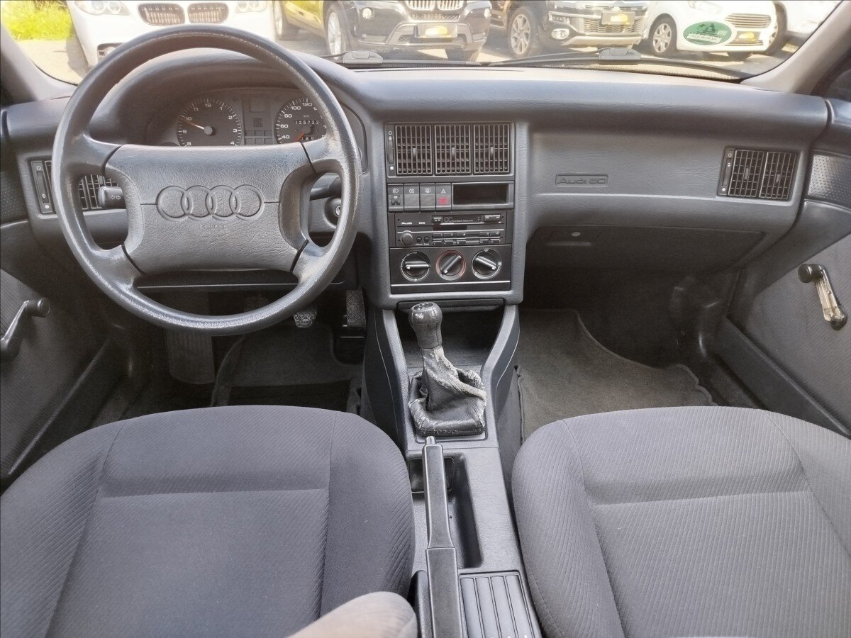 Audi 80 Sedan / Limuzína 2,0 l 66 kw