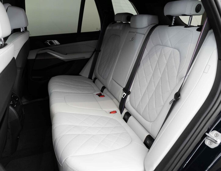 BMW X5 SUV 3,0 l 360 kw