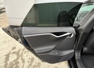 Tesla Model S 24
