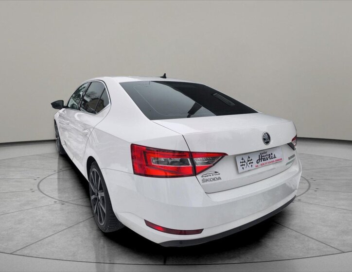 Škoda Superb Sedan 2,0 l 110 kw