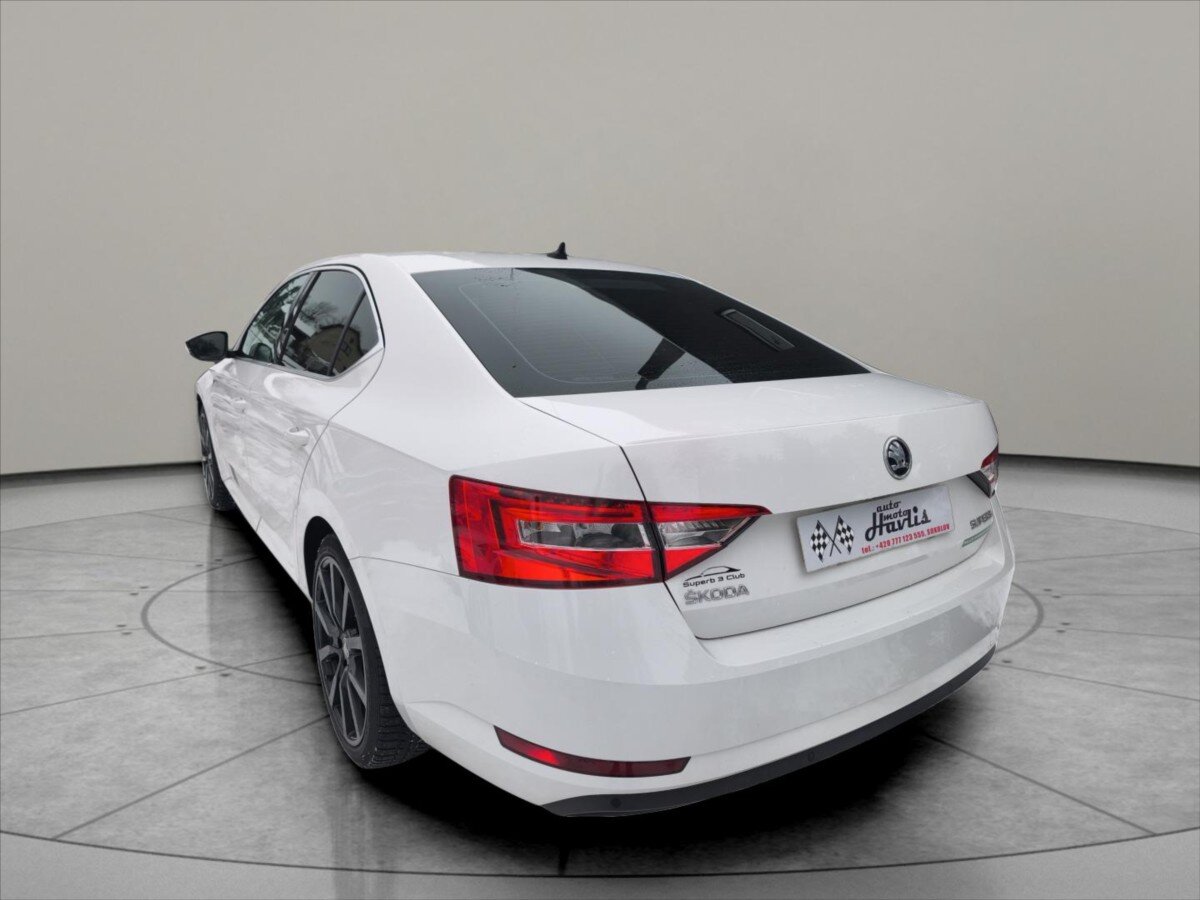 Škoda Superb Sedan 2,0 l 110 kw
