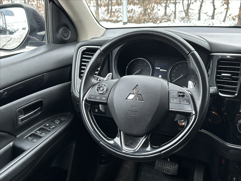 Mitsubishi Outlander SUV 2,0 l 110 kw