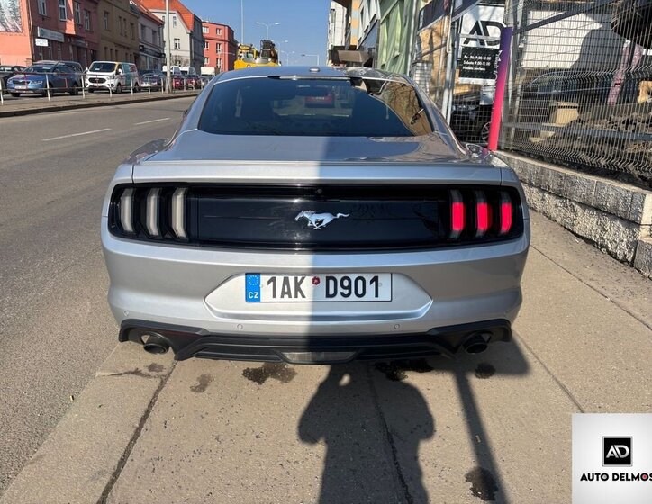 Ford Mustang Kupé 2,3 l 231 kw