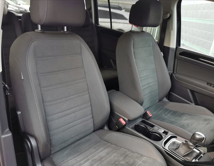 Volkswagen Touran MPV 1,6 l 85 kw