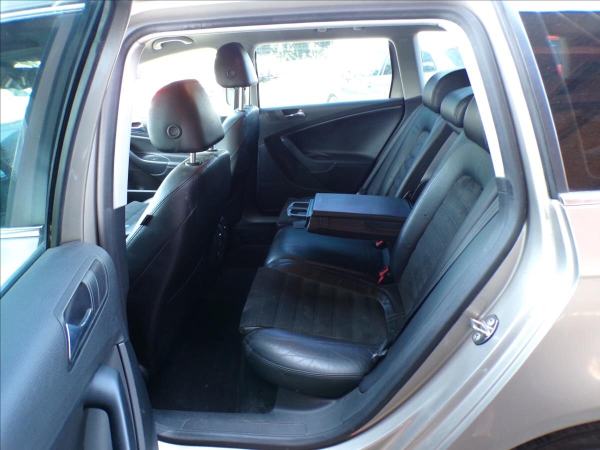 Volkswagen Passat Kombi 2,0 l 147 kw