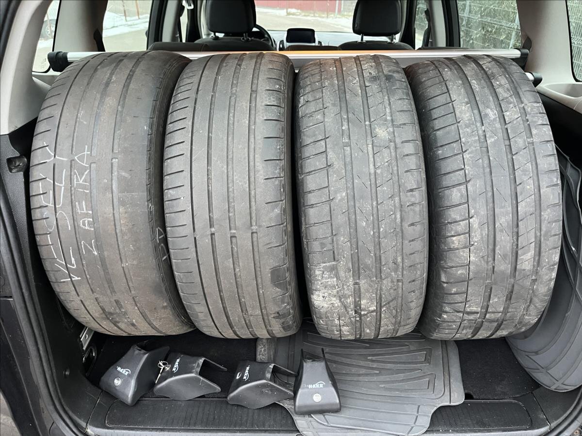 Opel Zafira MPV 1,6 l 100 kw