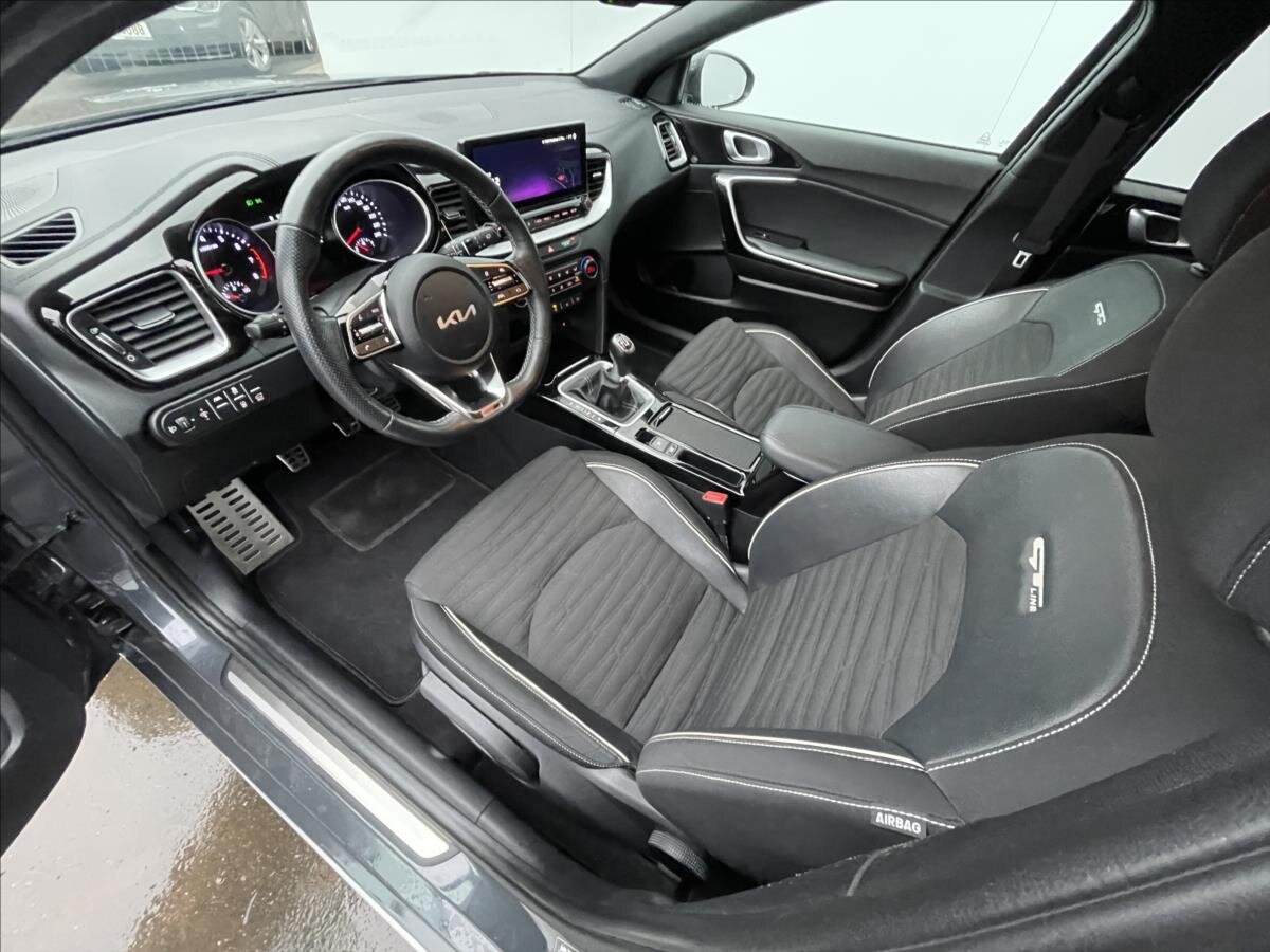 KIA ProCeed Kombi 1,5 l 118 kw