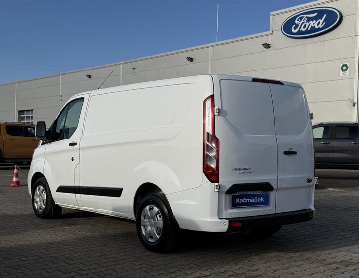 Ford Transit Custom 3