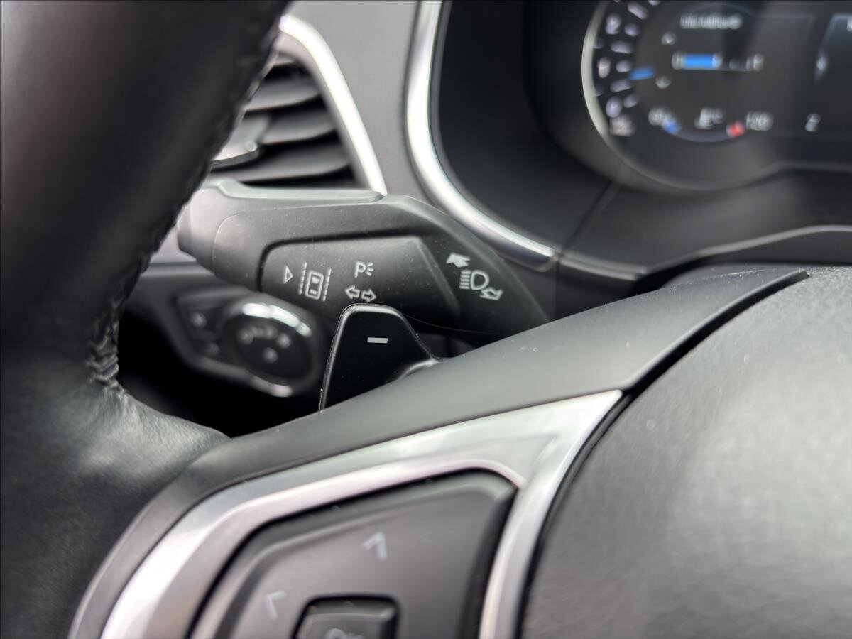 Ford Galaxy SUV / Terénní 2,0 l 110 kw