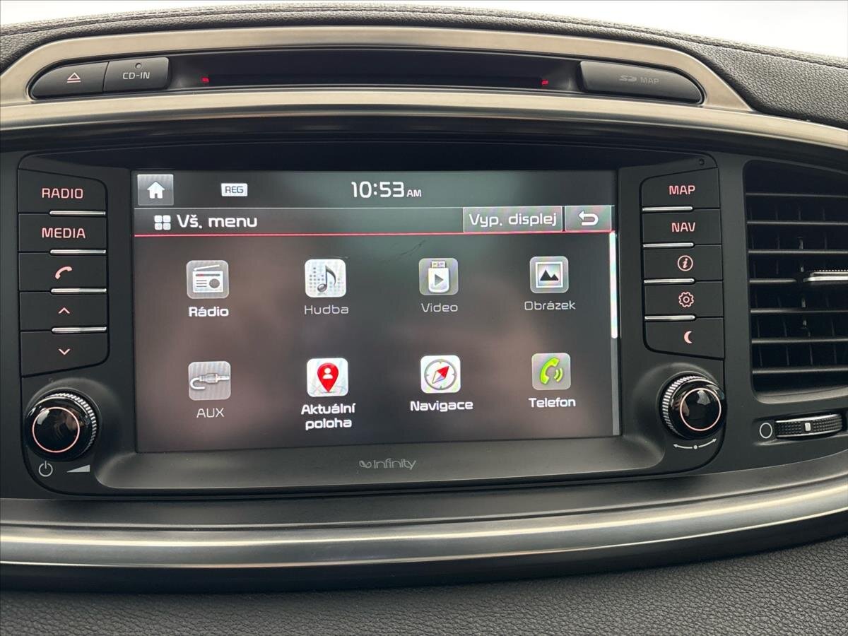 KIA Sorento SUV / Terénní 2,2 l 147 kw