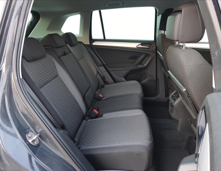 Volkswagen Tiguan SUV / Terénní 2,0 l 110 kw