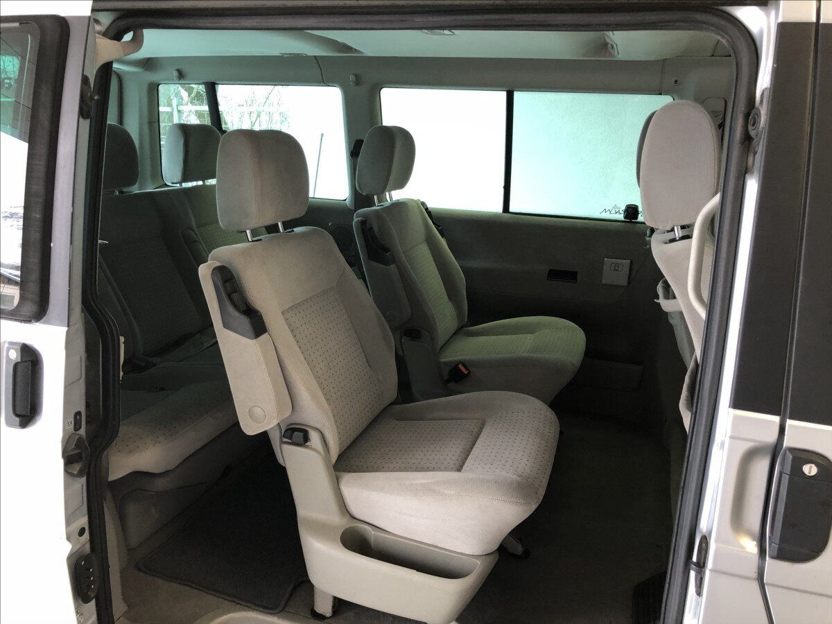 Volkswagen Caravelle