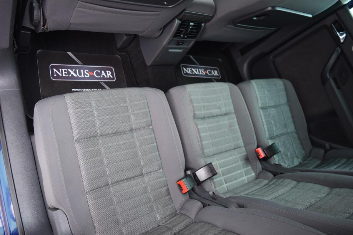 Volkswagen Touran Kombi 1,4 l 103 kw