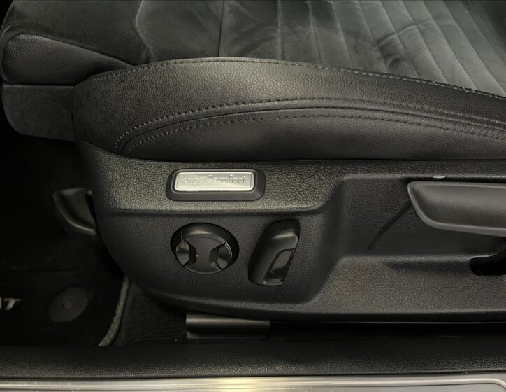 Volkswagen Passat 23