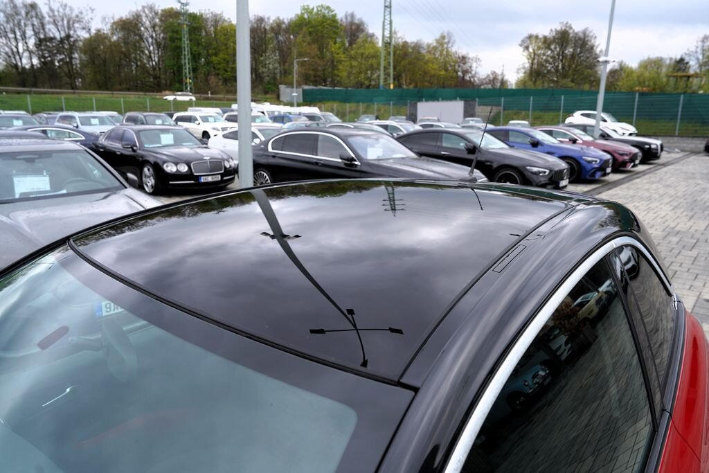 Opel Adam Hatchback 1,4 l 64 kw