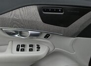 Volvo XC90 9