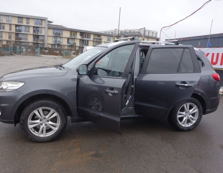 Hyundai Santa Fe 13