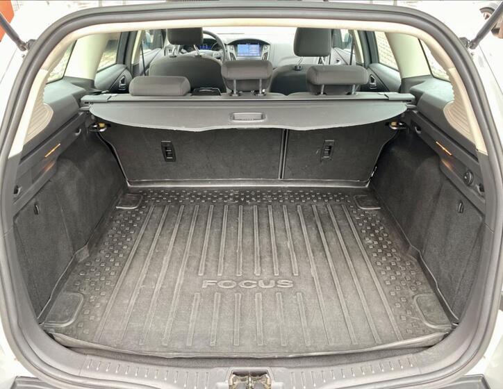 Ford Focus 14