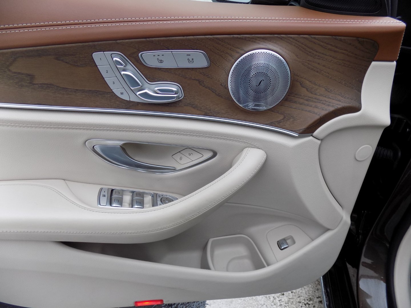 Mercedes-Benz Třídy E Sedan 2,0 l 143 kw