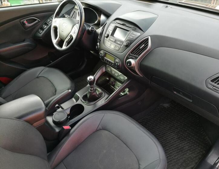 Hyundai ix35 14