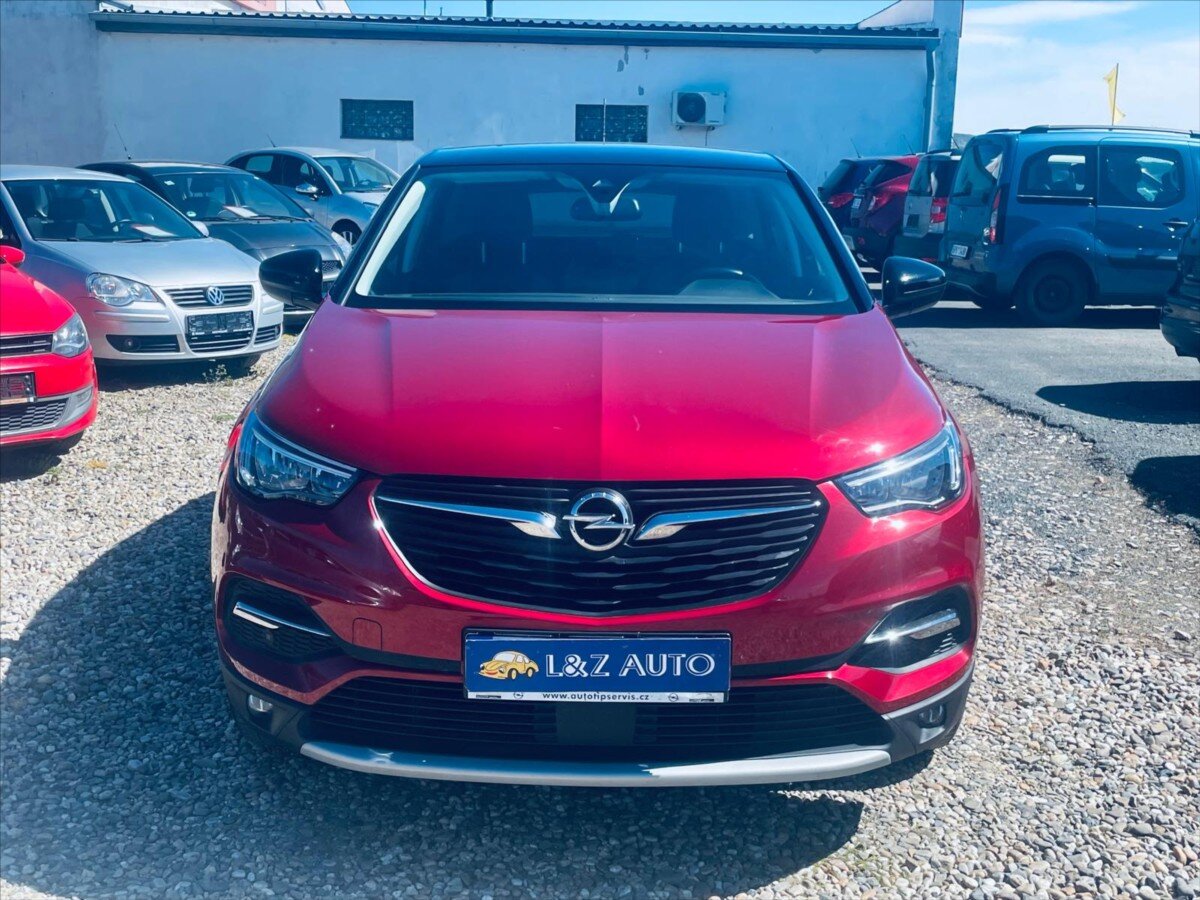 Opel Grandland X SUV / Terénní 1,2 l 96 kw