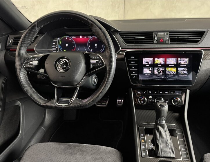 Škoda Superb Kombi 1,4 l 160 kw