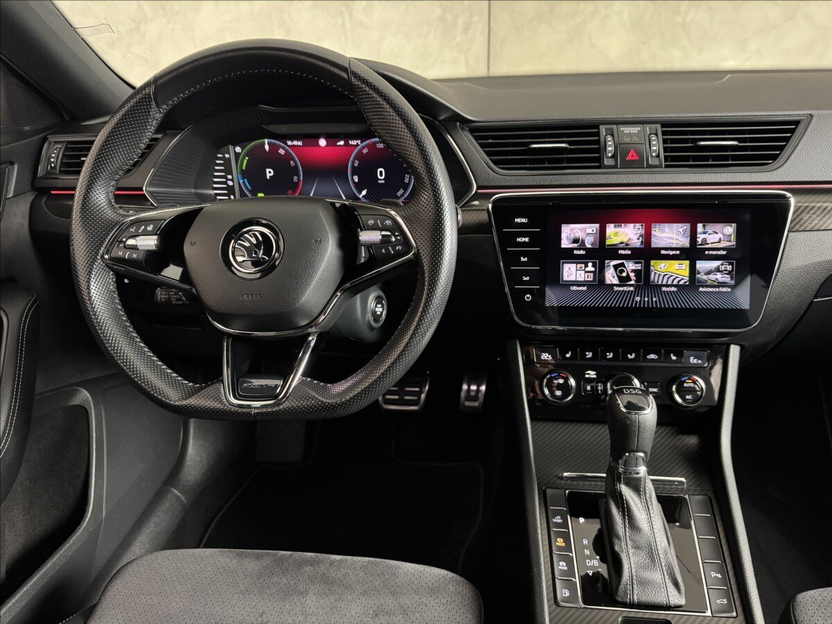 Škoda Superb Kombi 1,4 l 160 kw