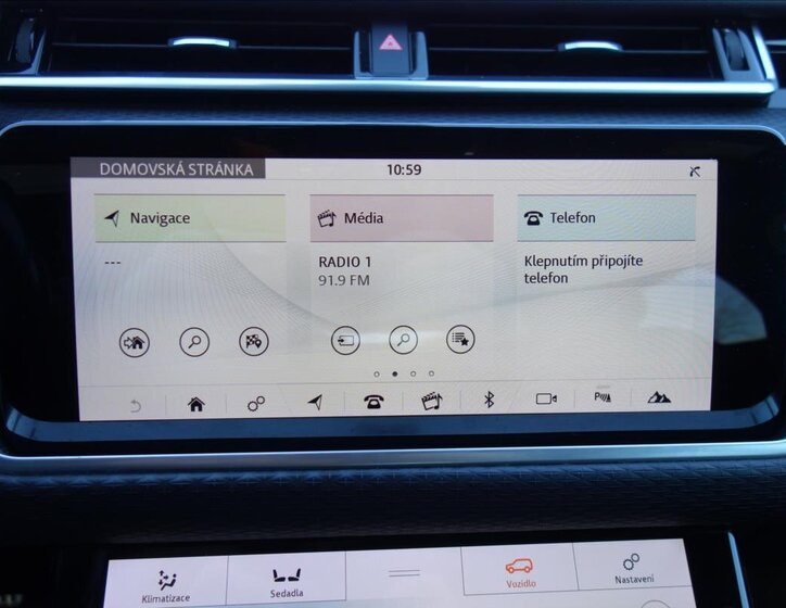 Land Rover Range Rover Velar SUV / Terénní 3,0 l 221 kw