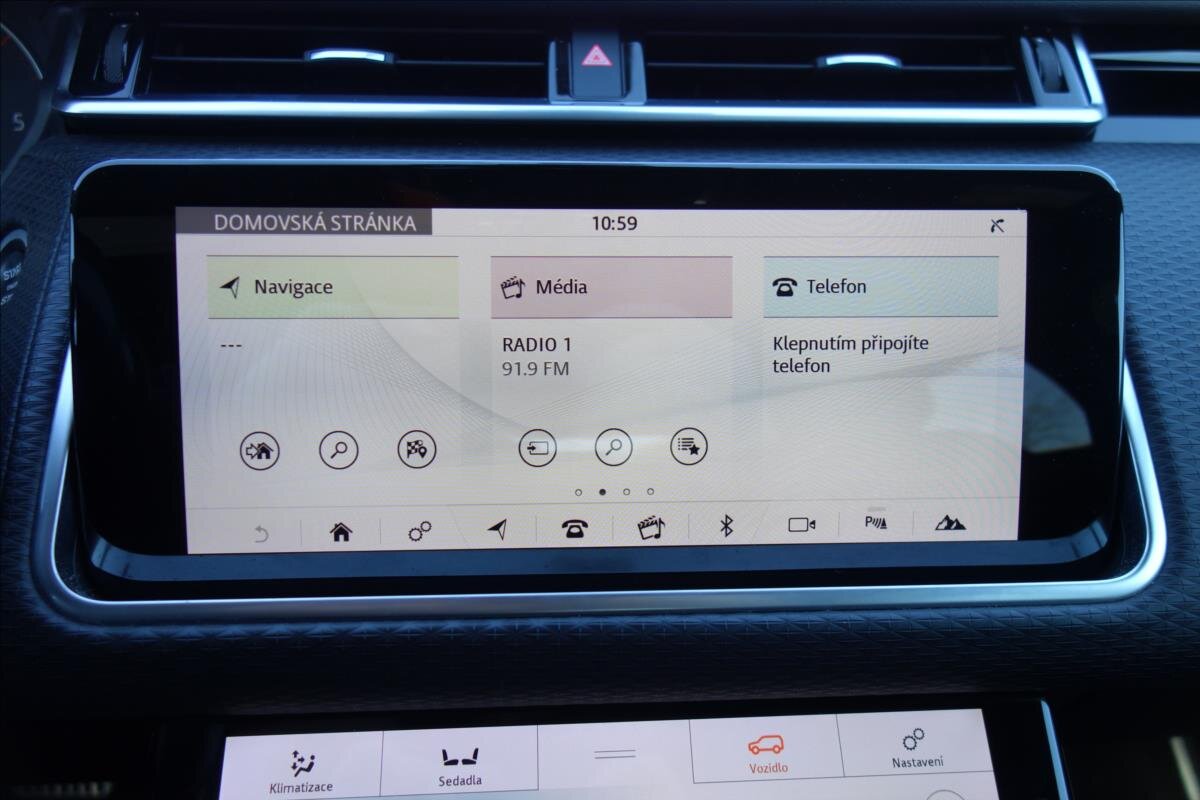 Land Rover Range Rover Velar SUV / Terénní 3,0 l 221 kw