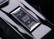 Peugeot 2008 SUV 1,2 l 96 kw