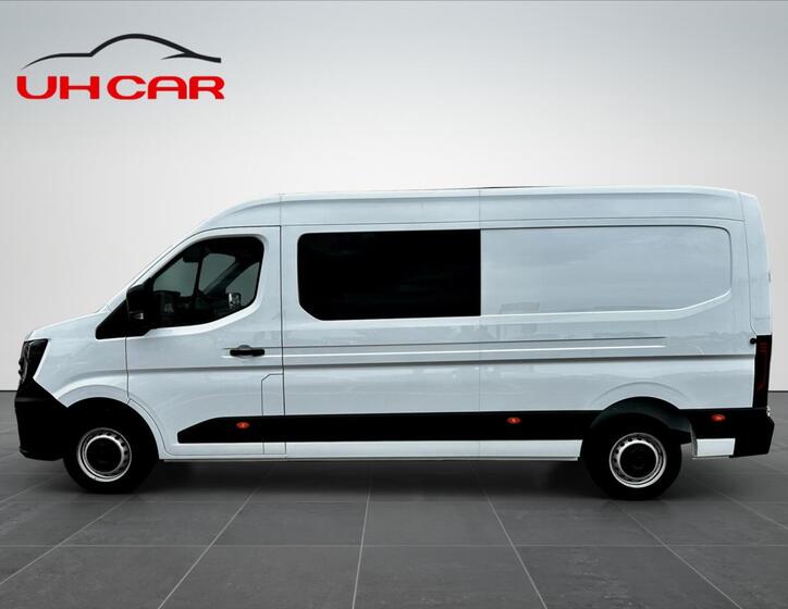 Nissan Interstar 4