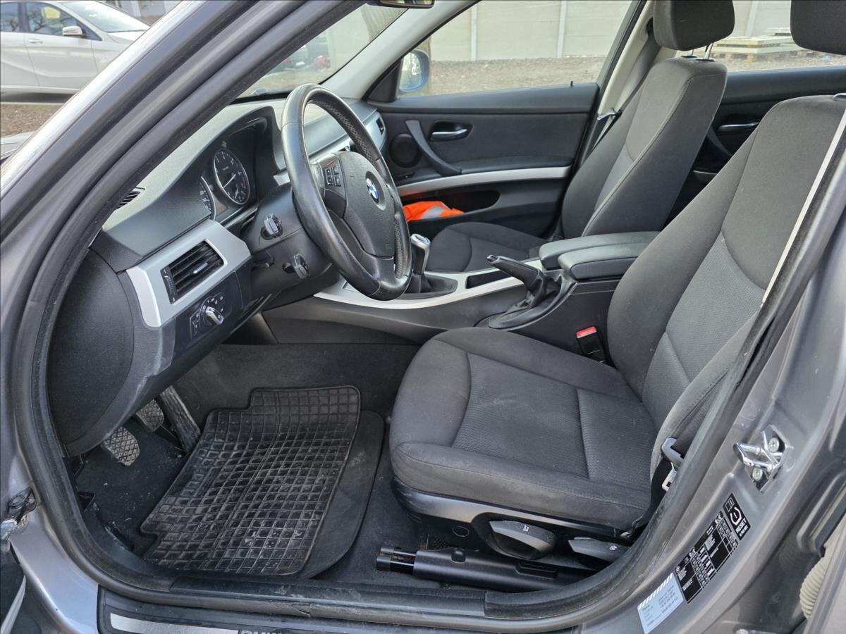 BMW Řada 3 Kombi 2,0 l 105 kw