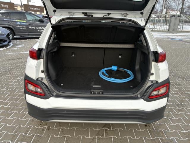 Hyundai Kona SUV / Terénní 0,0 150 kw