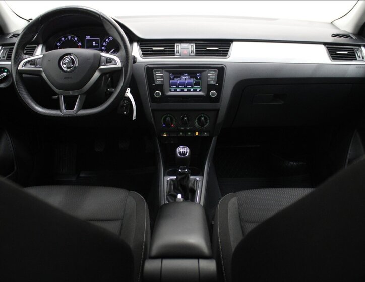 Škoda Rapid Liftback 1,2 l 81 kw