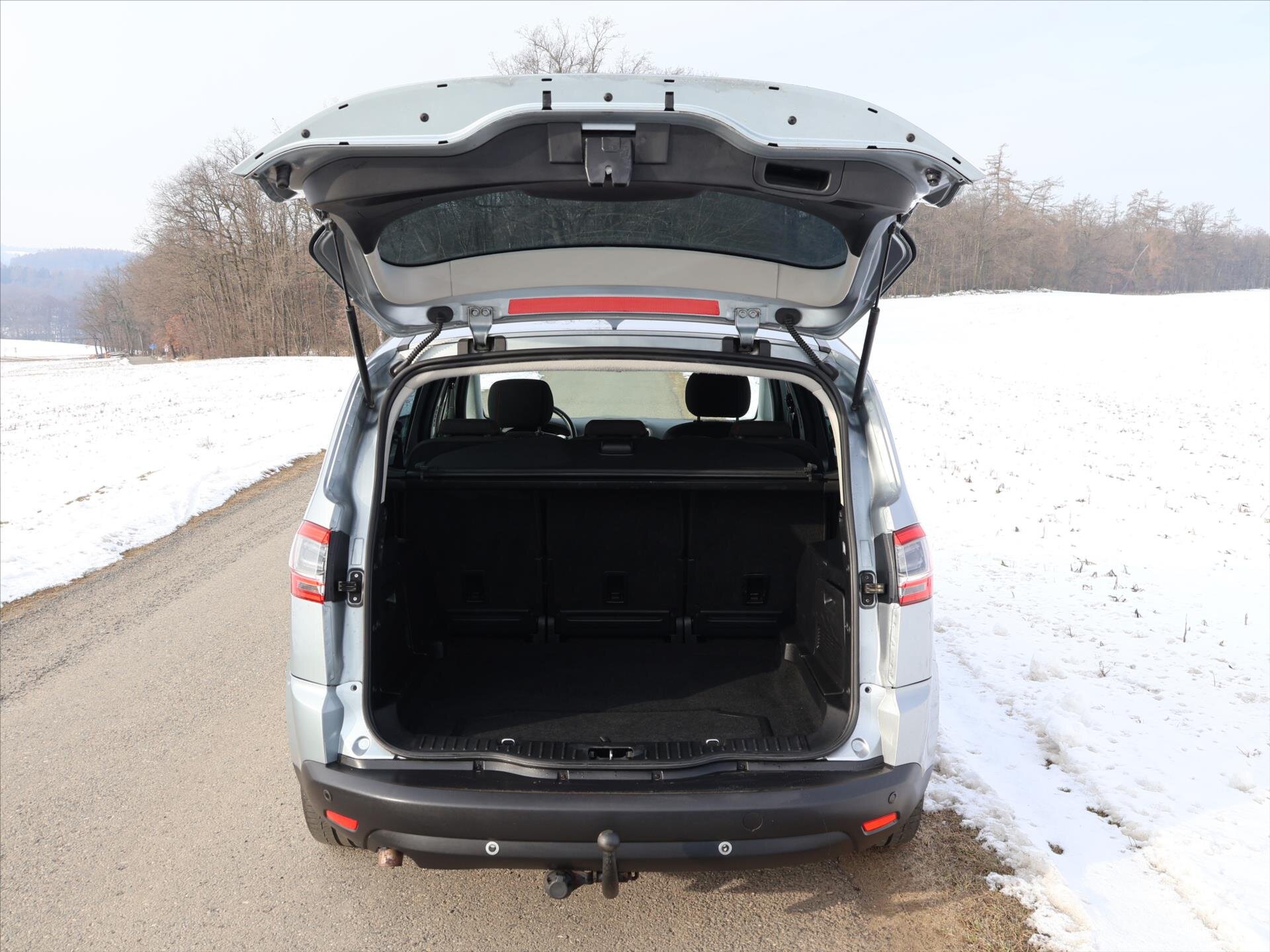 Ford S-MAX MPV 2,0 l 103 kw