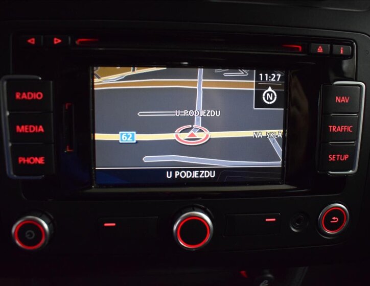 Volkswagen Touran MPV 2,0 l 103 kw