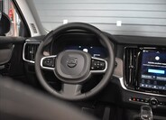 Volvo V90 30